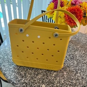 Yellow bogg bag